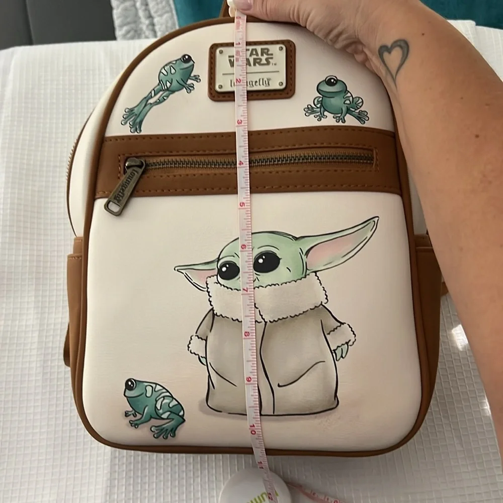 Disney Star Wars Loungefly Baby Yoda Backpack - Picture 8 of 9